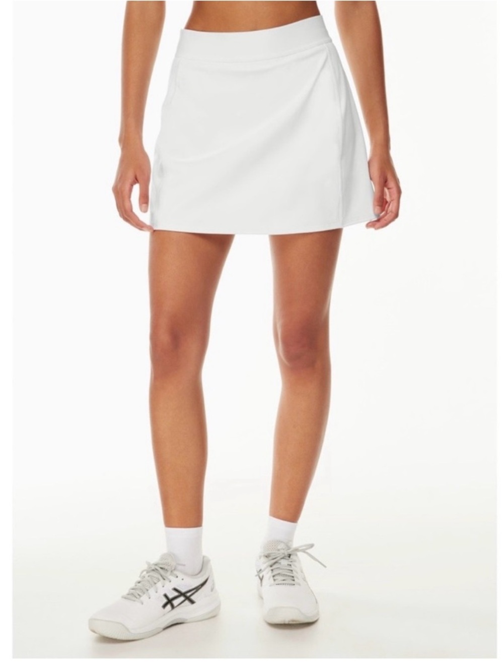 Aritzia White TnAction™ Active Skort